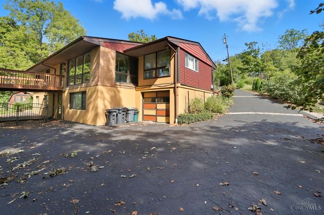 5800 Cherokee Drive, Madeira, OH 45243