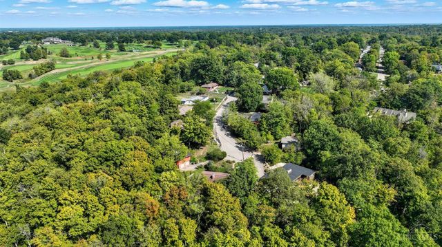 5800 Cherokee Drive, Madeira, OH 45243