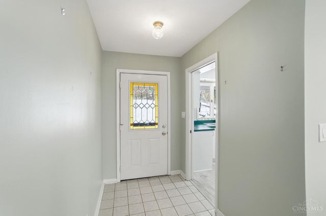 5800 Cherokee Drive, Madeira, OH 45243