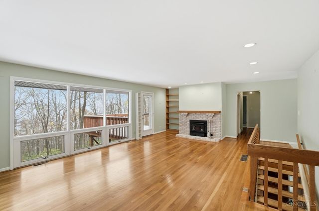 5800 Cherokee Drive, Madeira, OH 45243