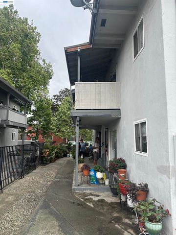 1105 Appian Ln, San Jose, CA 95116