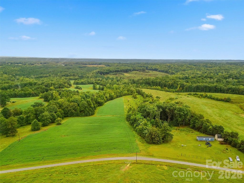 Image 1 of property listing at 692 Topnot Road, Yanceyville, NC 27379