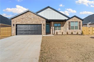 1910 Farmer Street, Pea Ridge, AR 72751
