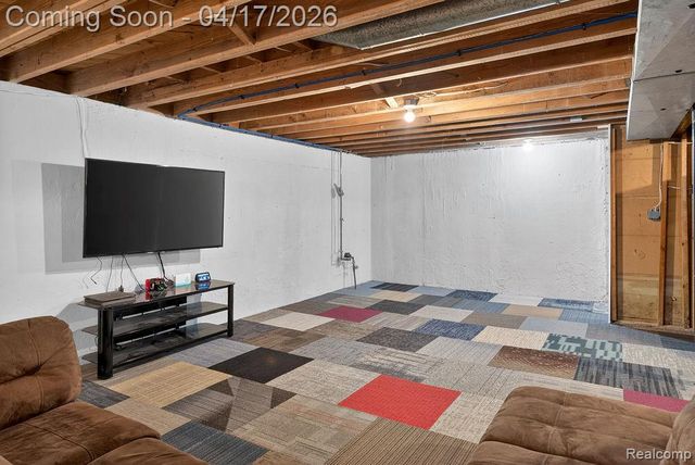 23407 Recreation Street, St. Clair Shores, MI 48082