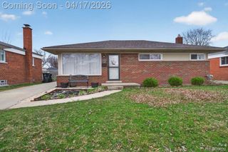 23407 Recreation Street, St. Clair Shores, MI 48082