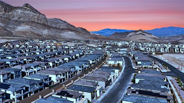 1535 Pacific Baza Street, Las Vegas, NV 89138