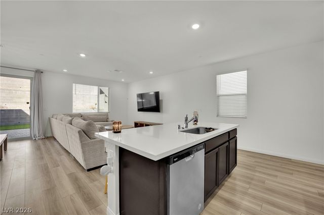 1535 Pacific Baza Street, Las Vegas, NV 89138