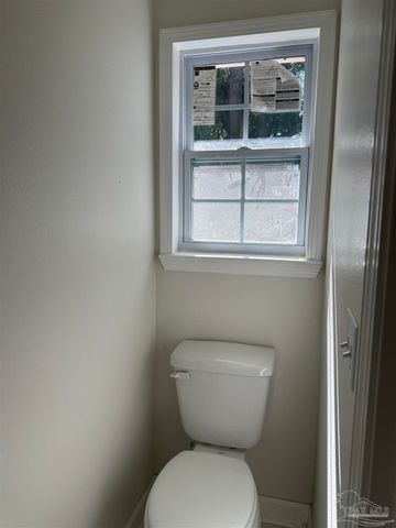 5403 Hollow Oak Ln, Pace, FL 32571