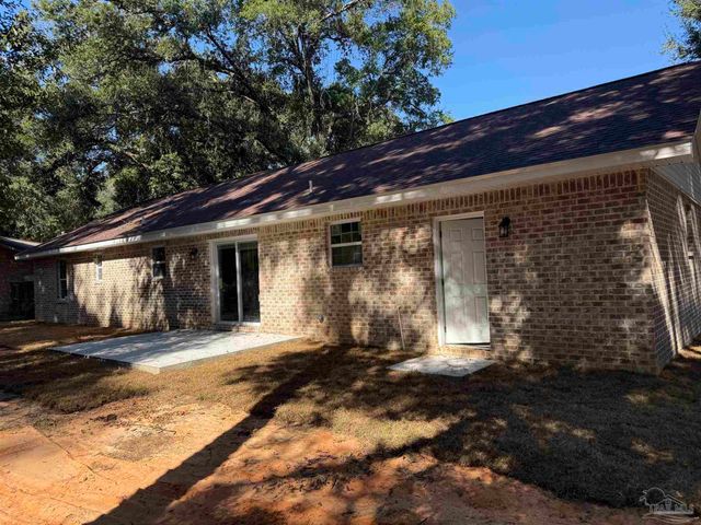 5403 Hollow Oak Ln, Pace, FL 32571