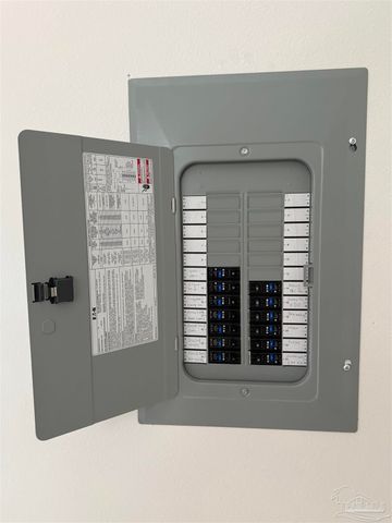 5403 Hollow Oak Ln, Pace, FL 32571