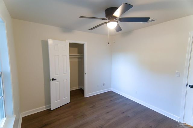 5403 Hollow Oak Ln, Pace, FL 32571