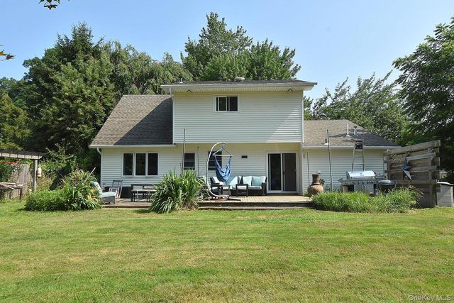 16 Brightview Drive, Rocky Point, NY 11778