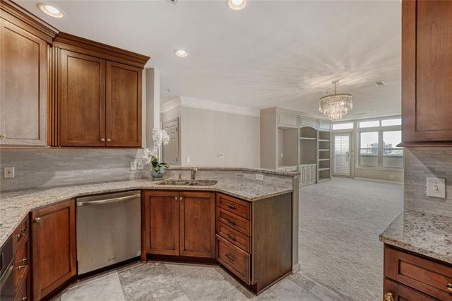 3334 Peachtree Road NE 1208, Atlanta, GA 30326