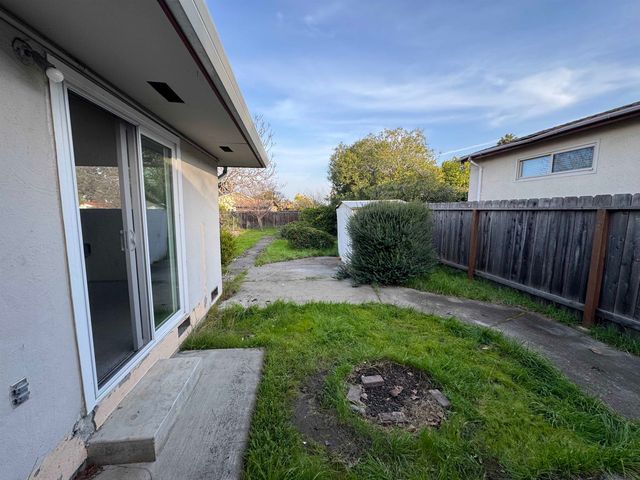 113 Loftus Road, Bay Point, CA 94565