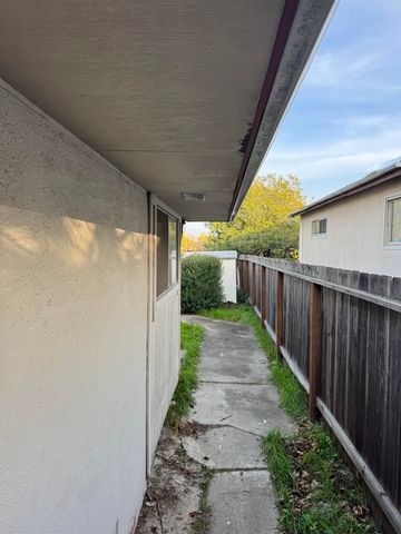 113 Loftus Road, Bay Point, CA 94565