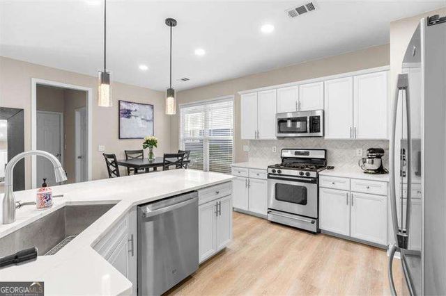 3826 Stagecoach Lane, Cumming, GA 30040