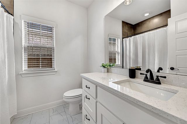 641 Harbison Street, Bentonville, AR 72713