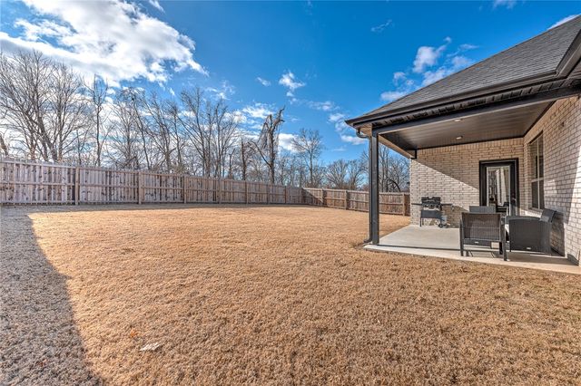 641 Harbison Street, Bentonville, AR 72713