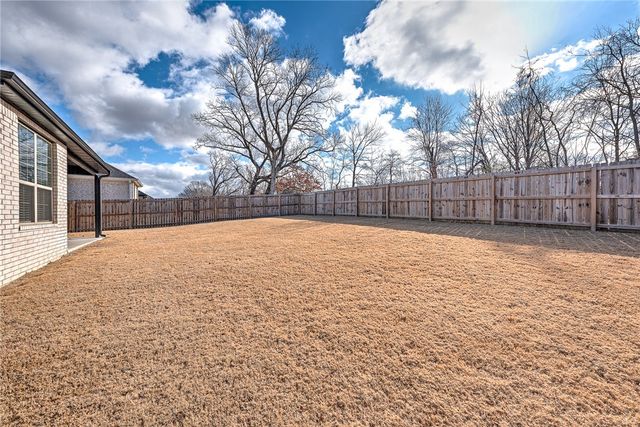 641 Harbison Street, Bentonville, AR 72713