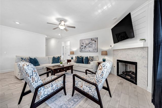 641 Harbison Street, Bentonville, AR 72713