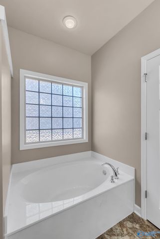 131 Heritage Brook Drive, Madison, AL 35757