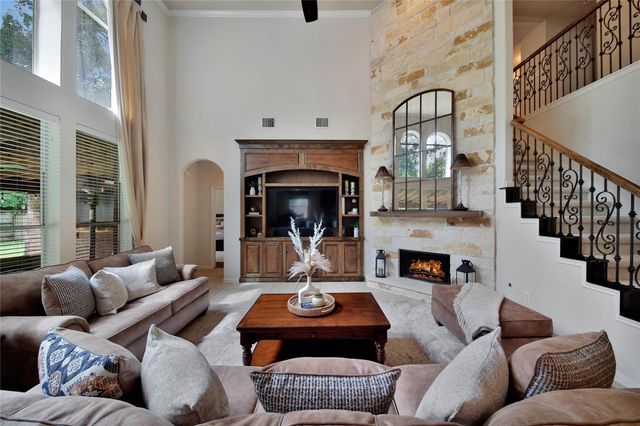 142 S Arrow Canyon Circle, Spring, TX 77389