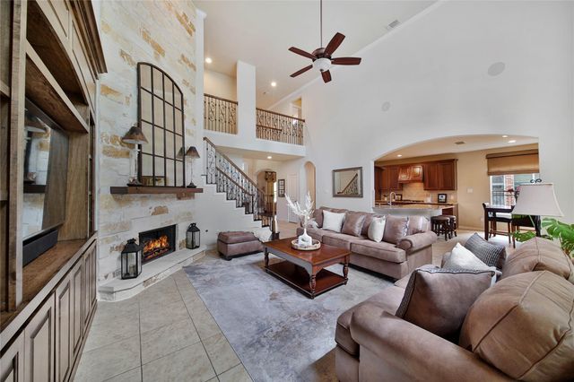 142 S Arrow Canyon Circle, Spring, TX 77389