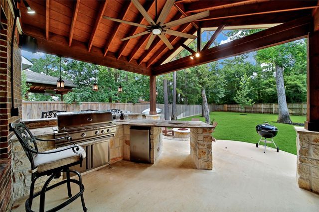 142 S Arrow Canyon Circle, Spring, TX 77389
