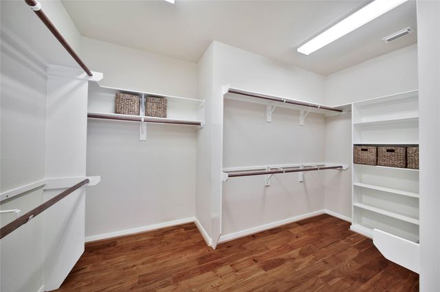 142 S Arrow Canyon Circle, Spring, TX 77389