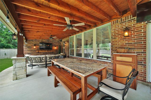 142 S Arrow Canyon Circle, Spring, TX 77389