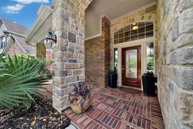 142 S Arrow Canyon Circle, Spring, TX 77389