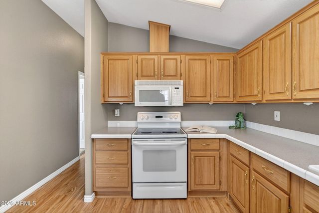 804 E TEE Street, San Tan Valley, AZ 85140
