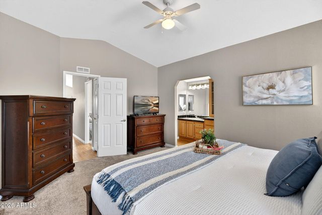 804 E TEE Street, San Tan Valley, AZ 85140