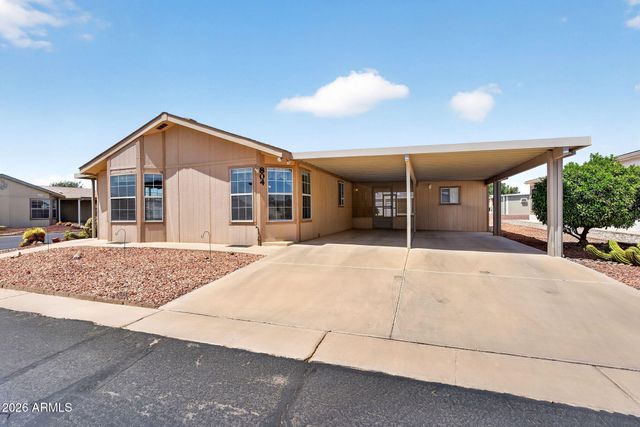 804 E TEE Street, San Tan Valley, AZ 85140