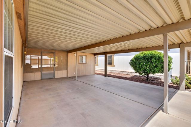 804 E TEE Street, San Tan Valley, AZ 85140