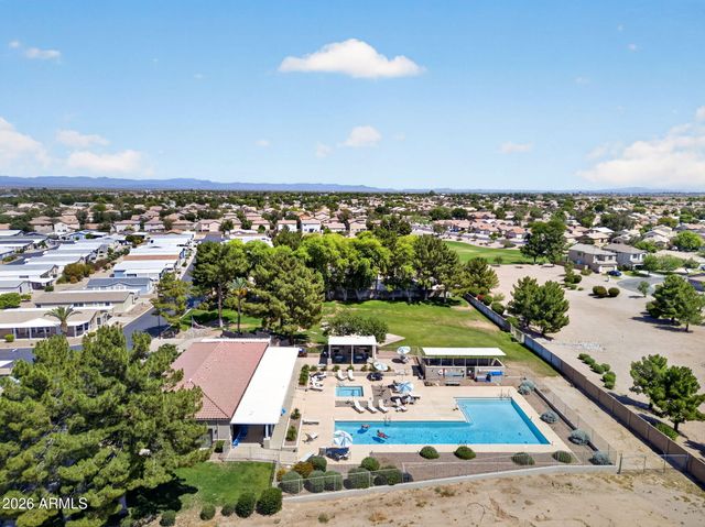 804 E TEE Street, San Tan Valley, AZ 85140