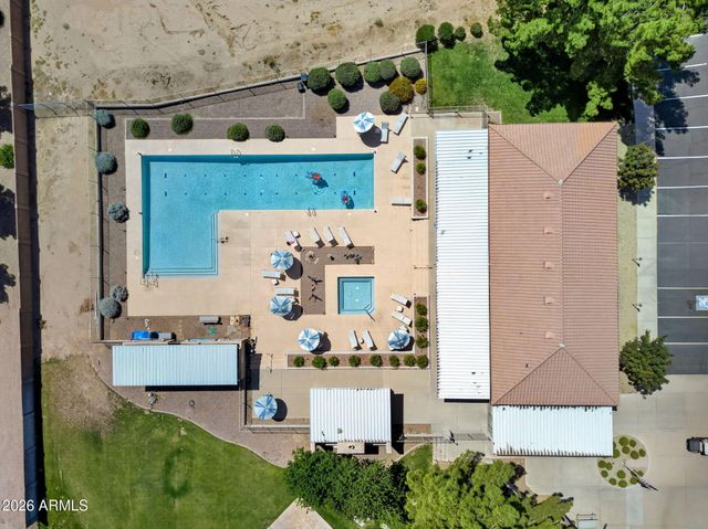 804 E TEE Street, San Tan Valley, AZ 85140