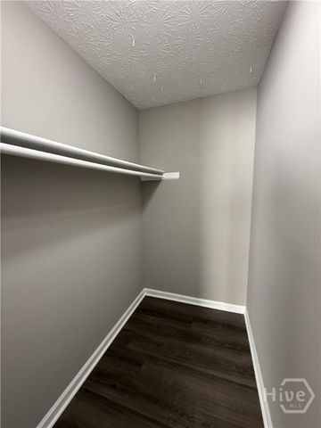 1528 Willow Gate Way, Auburn, GA 30011