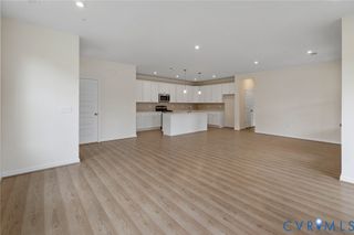 5313 Twisting Vine Ln Unit#105, Glen Allen, VA 23059