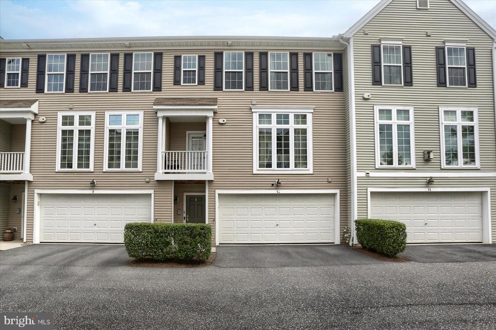 3029 G MERIDIAN CMNS, Mechanicsburg, PA 17055