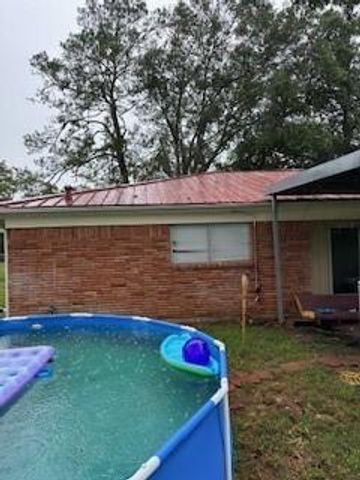 2303 2nd Street, Liverpool, TX 77577