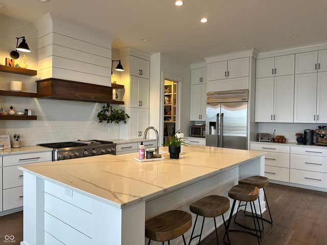 13682 Kingston Drive, Fishers, IN 46055