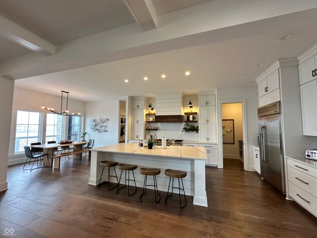 13682 Kingston Drive, Fishers, IN 46055