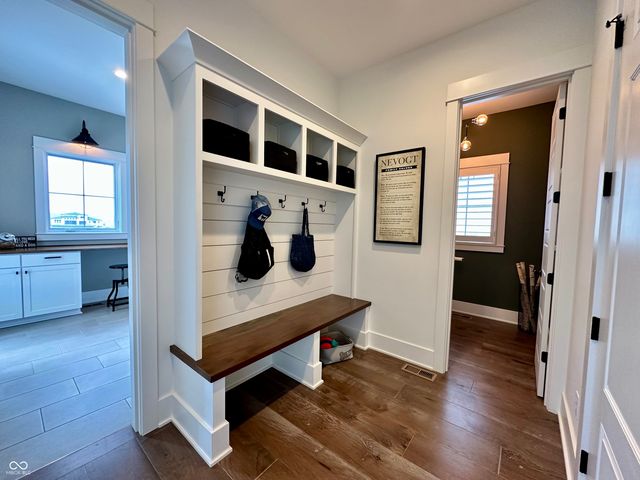 13682 Kingston Drive, Fishers, IN 46055