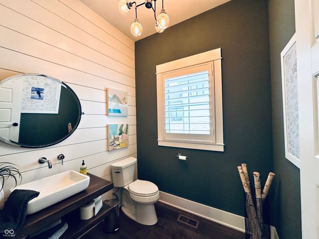 13682 Kingston Drive, Fishers, IN 46055