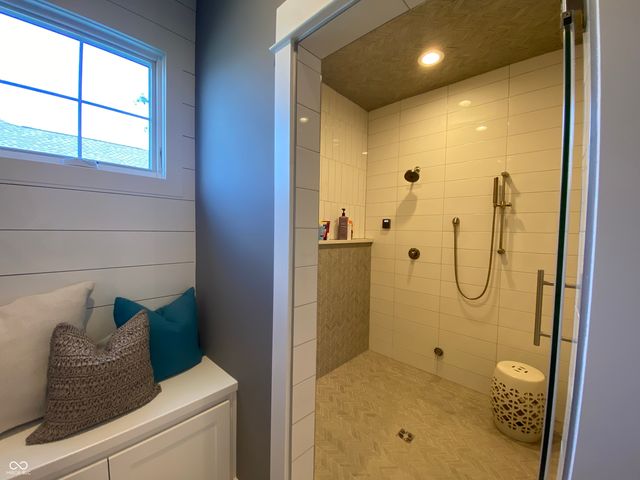 13682 Kingston Drive, Fishers, IN 46055