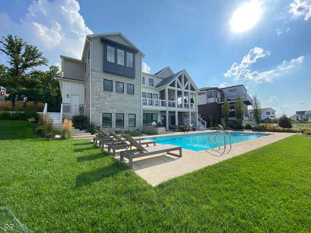 13682 Kingston Drive, Fishers, IN 46055