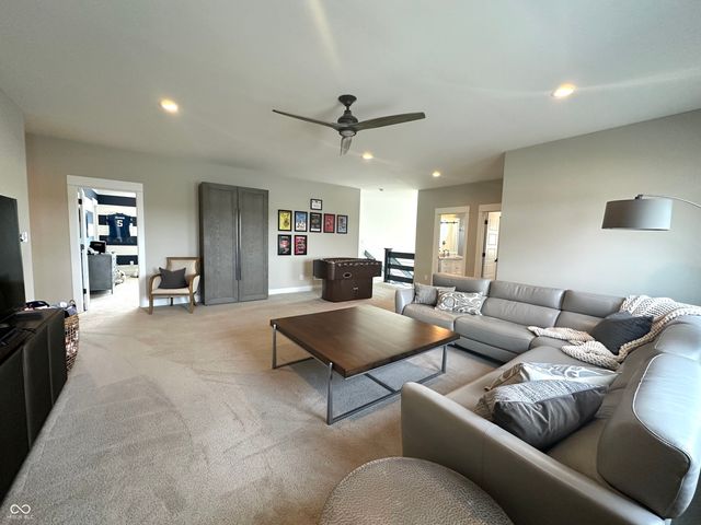 13682 Kingston Drive, Fishers, IN 46055