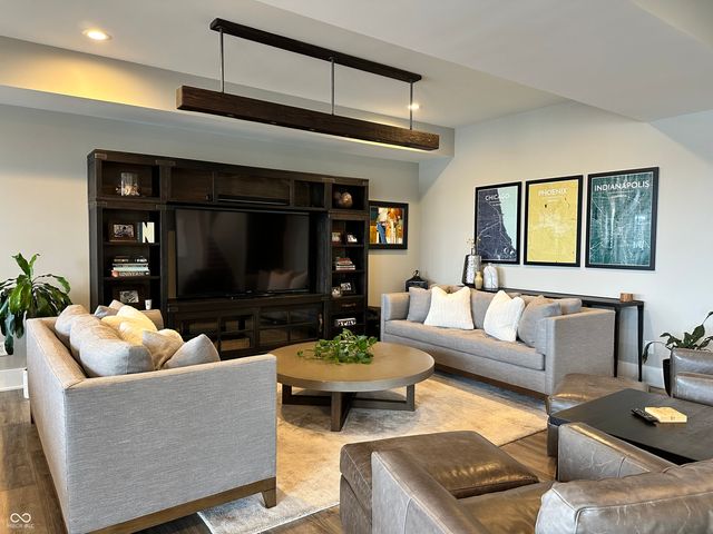 13682 Kingston Drive, Fishers, IN 46055