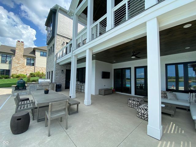 13682 Kingston Drive, Fishers, IN 46055